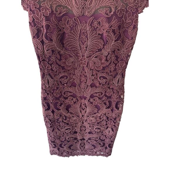 Tadashi Shoji Embroidered Illusion Yoke Lace Sheath Dress Blackberry Size‎ 2 - Picture 5 of 8